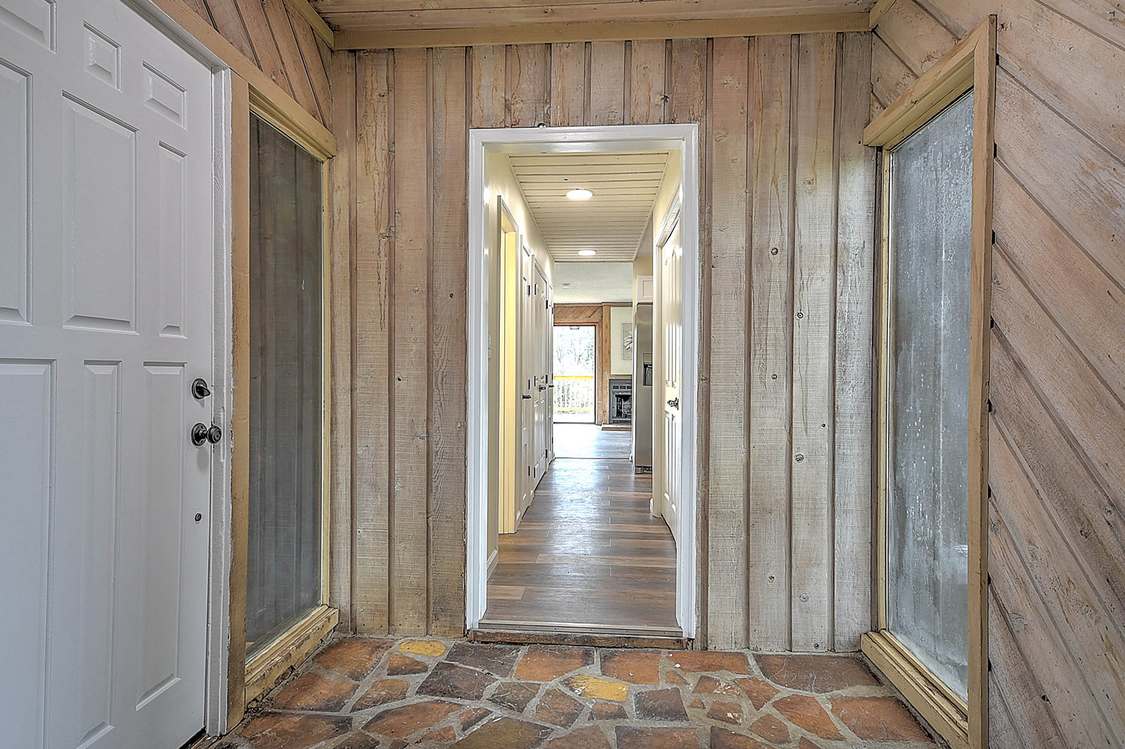 906 south pickens bridge rd The Lion Listing